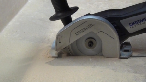 See Jane Drill – How to Use a Dremel Ultra Saw